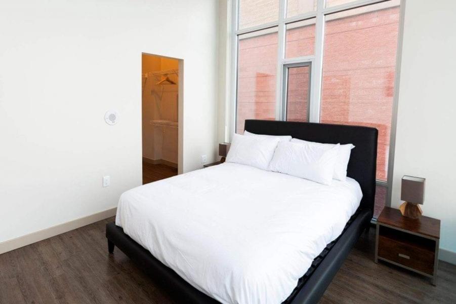 Mayfair Luxe Suites Premium By Corporate Stays Edmonton Extérieur photo