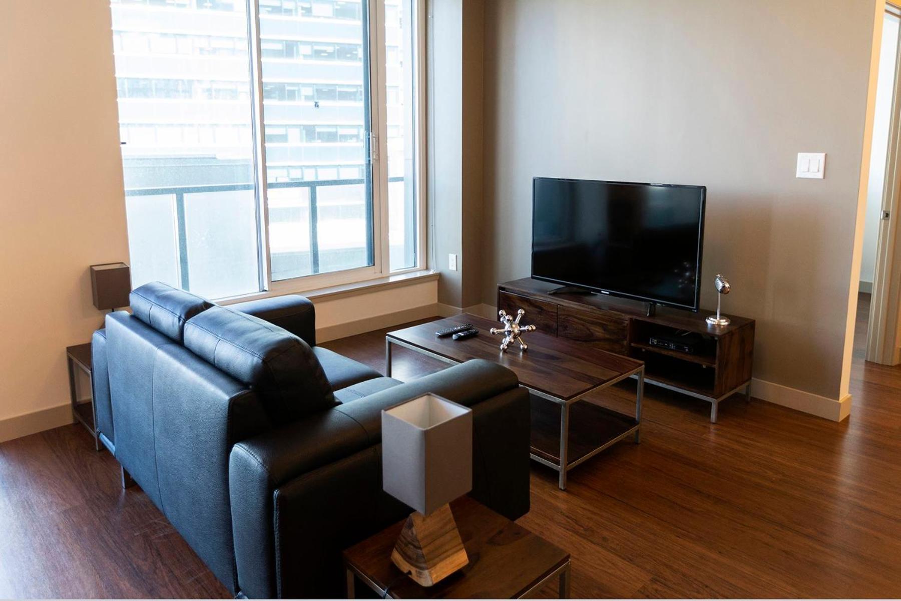 Mayfair Luxe Suites Premium By Corporate Stays Edmonton Extérieur photo
