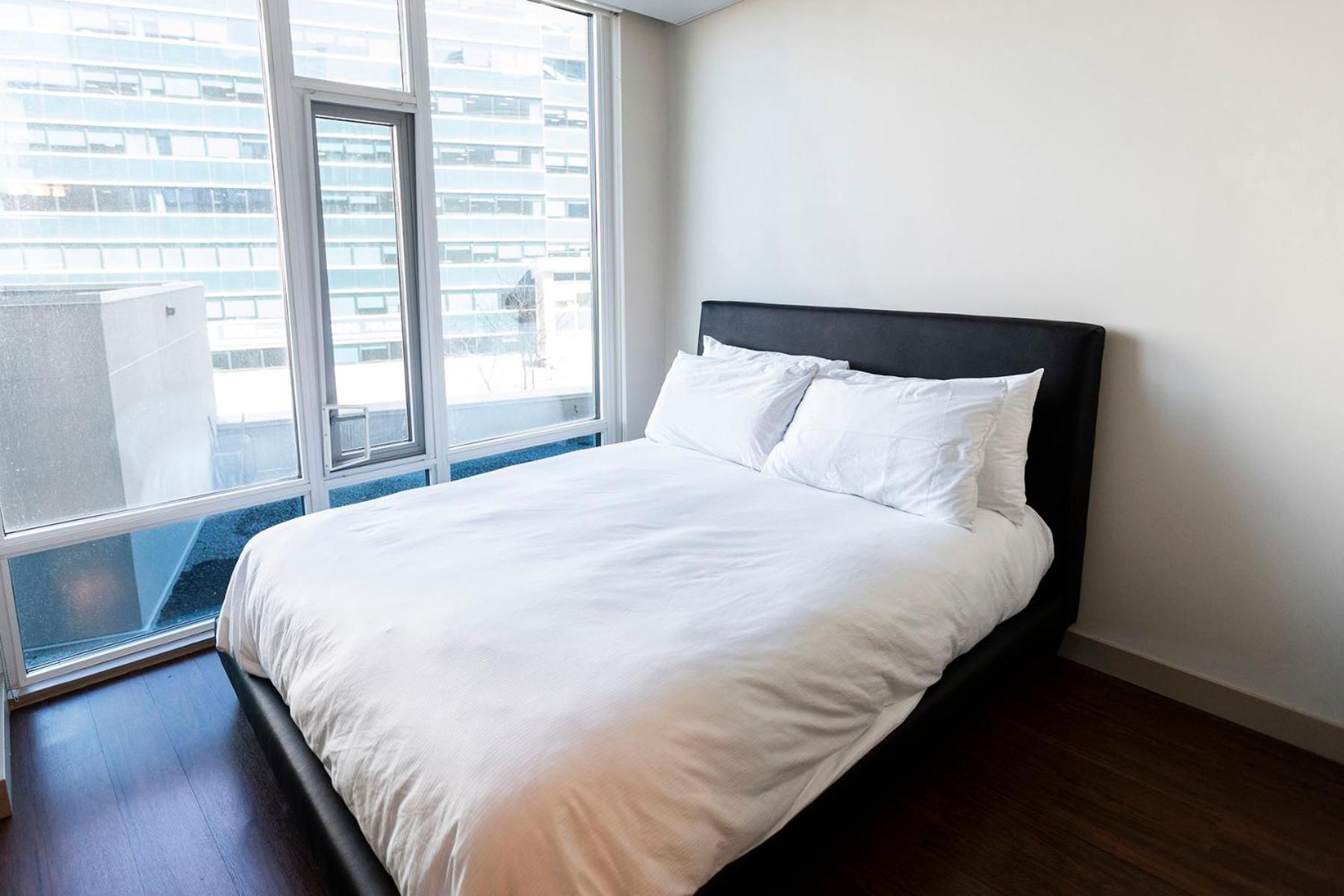 Mayfair Luxe Suites Premium By Corporate Stays Edmonton Extérieur photo