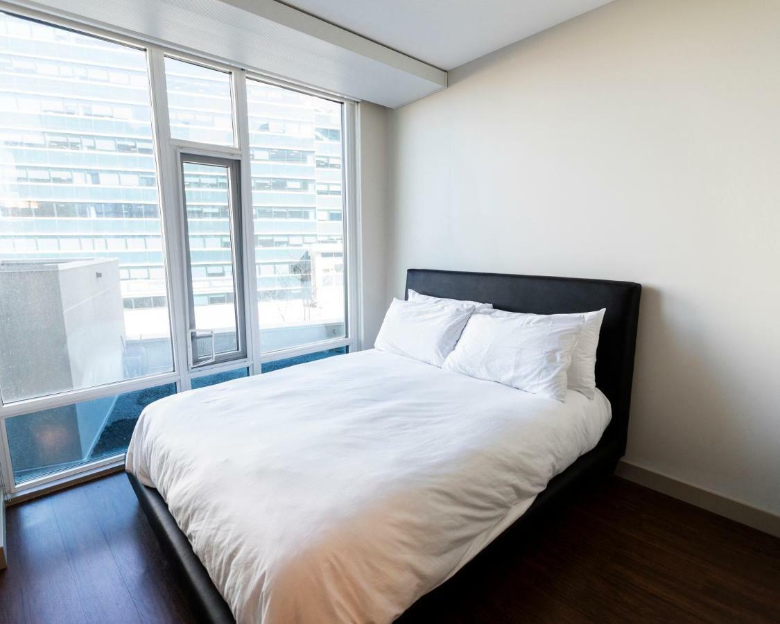 Mayfair Luxe Suites Premium By Corporate Stays Edmonton Extérieur photo
