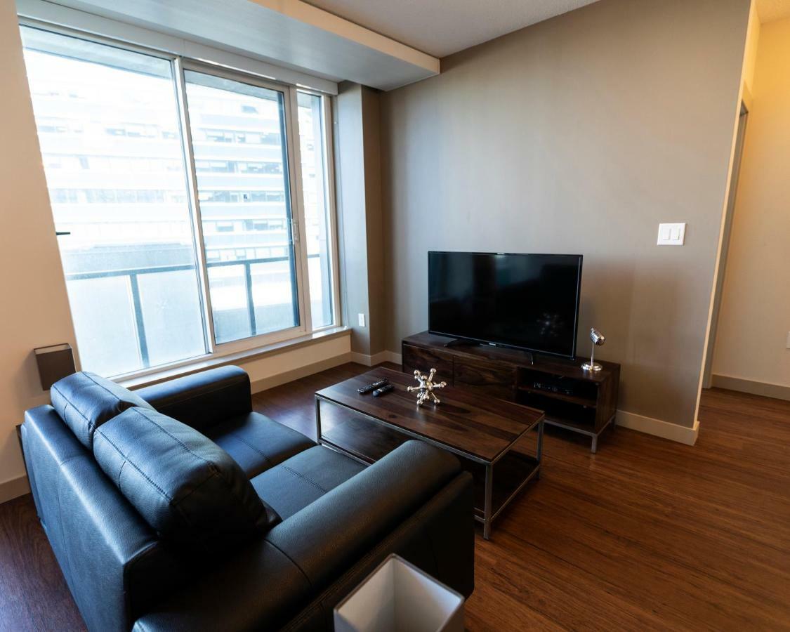 Mayfair Luxe Suites Premium By Corporate Stays Edmonton Extérieur photo
